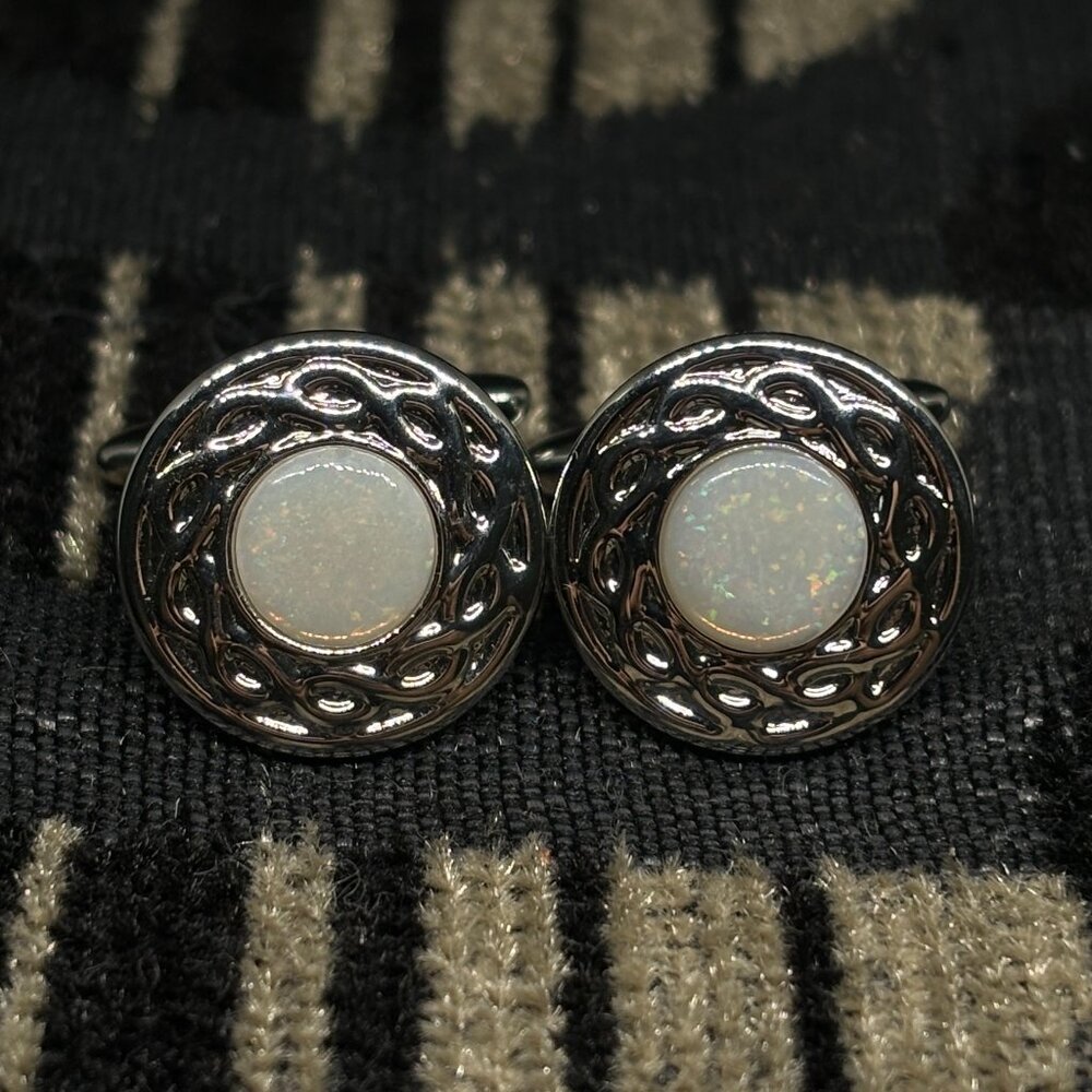 Lovely Australian Mintabie Cosmo Pinfire Opal Cufflinks